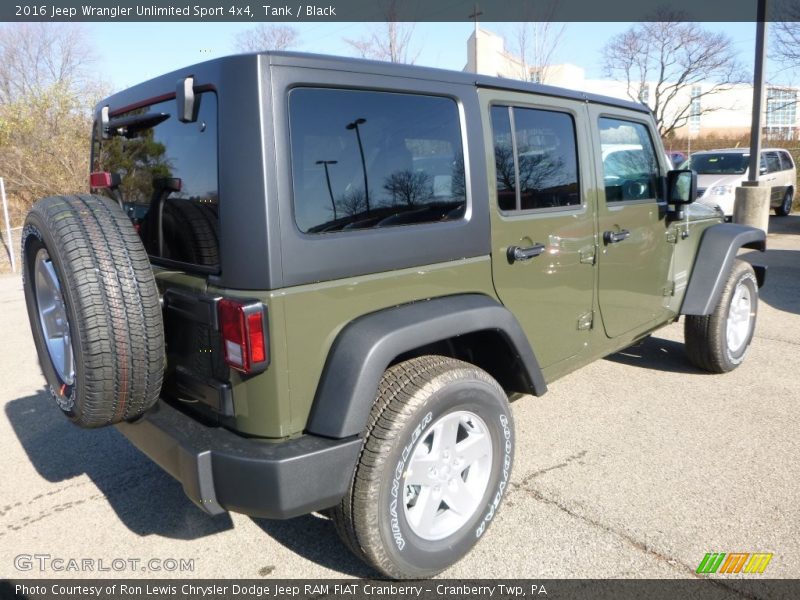 Tank / Black 2016 Jeep Wrangler Unlimited Sport 4x4