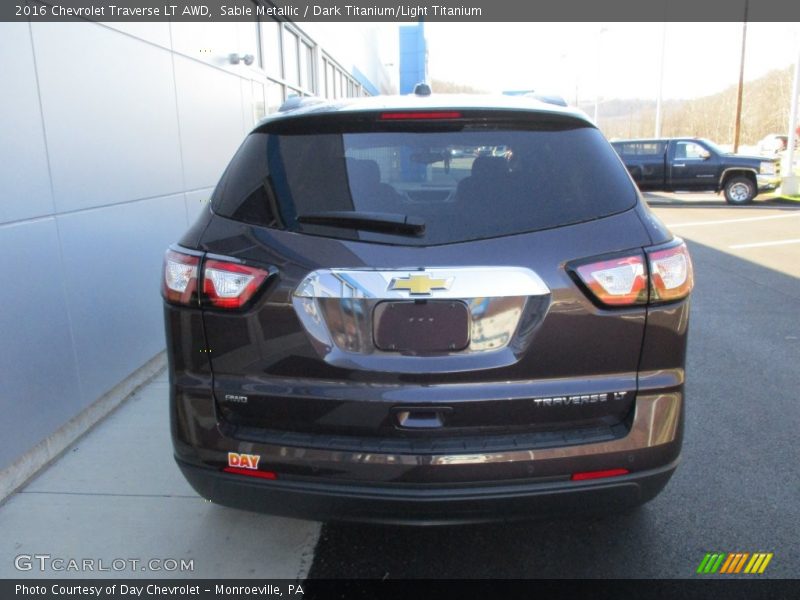 Sable Metallic / Dark Titanium/Light Titanium 2016 Chevrolet Traverse LT AWD