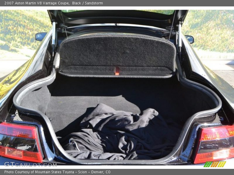 Black / Sandstorm 2007 Aston Martin V8 Vantage Coupe