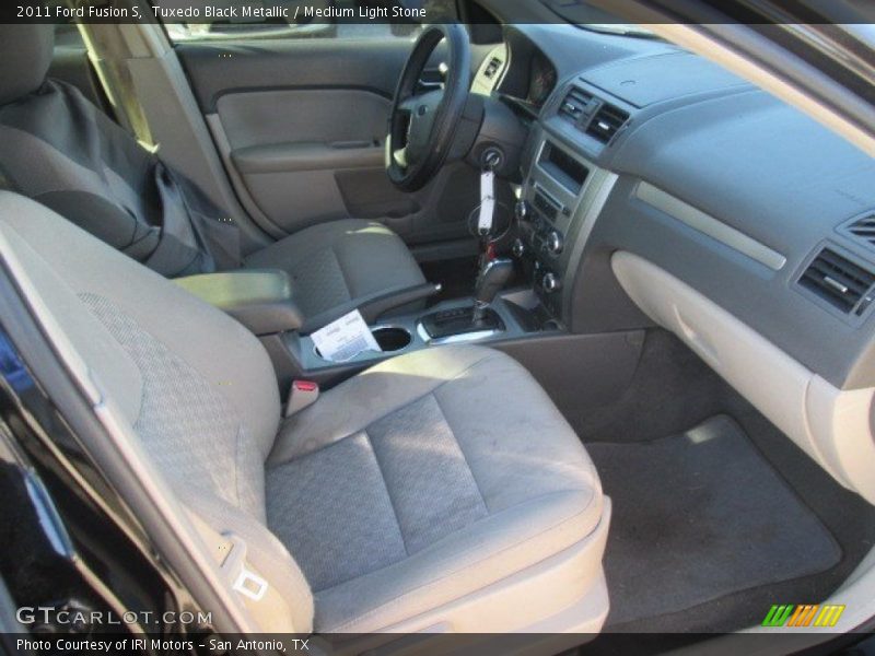 Tuxedo Black Metallic / Medium Light Stone 2011 Ford Fusion S