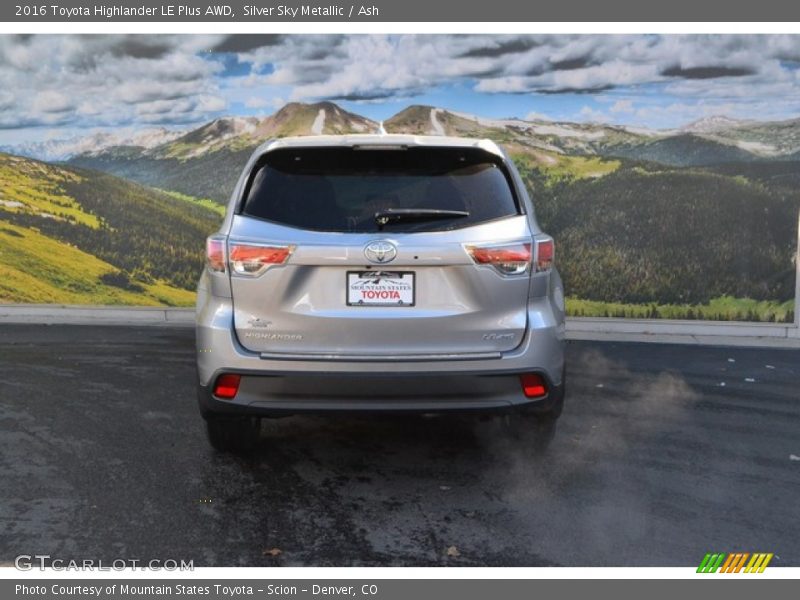 Silver Sky Metallic / Ash 2016 Toyota Highlander LE Plus AWD