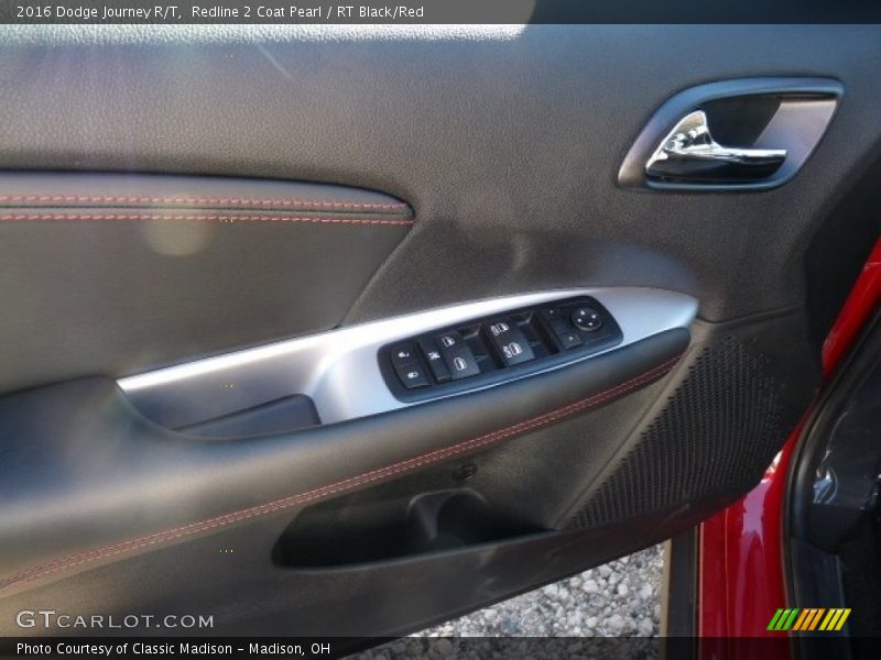 Redline 2 Coat Pearl / RT Black/Red 2016 Dodge Journey R/T