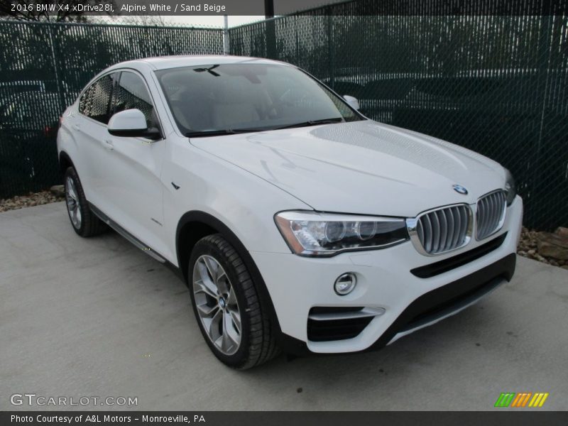 Alpine White / Sand Beige 2016 BMW X4 xDrive28i