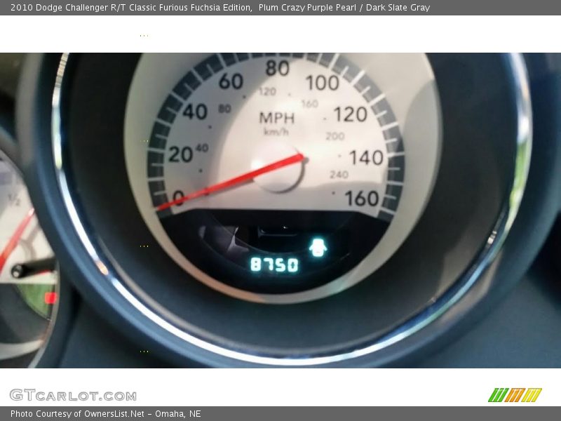 Plum Crazy Purple Pearl / Dark Slate Gray 2010 Dodge Challenger R/T Classic Furious Fuchsia Edition