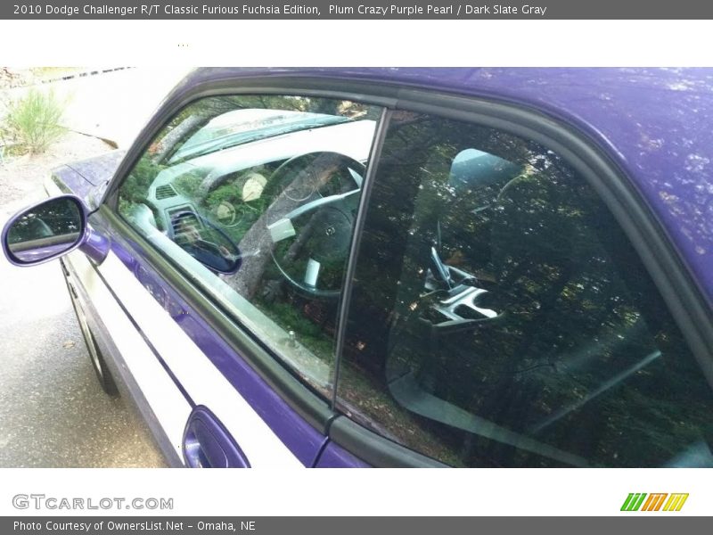 Plum Crazy Purple Pearl / Dark Slate Gray 2010 Dodge Challenger R/T Classic Furious Fuchsia Edition