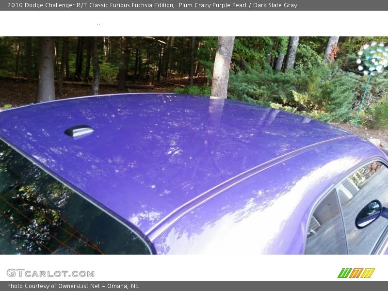 Plum Crazy Purple Pearl / Dark Slate Gray 2010 Dodge Challenger R/T Classic Furious Fuchsia Edition