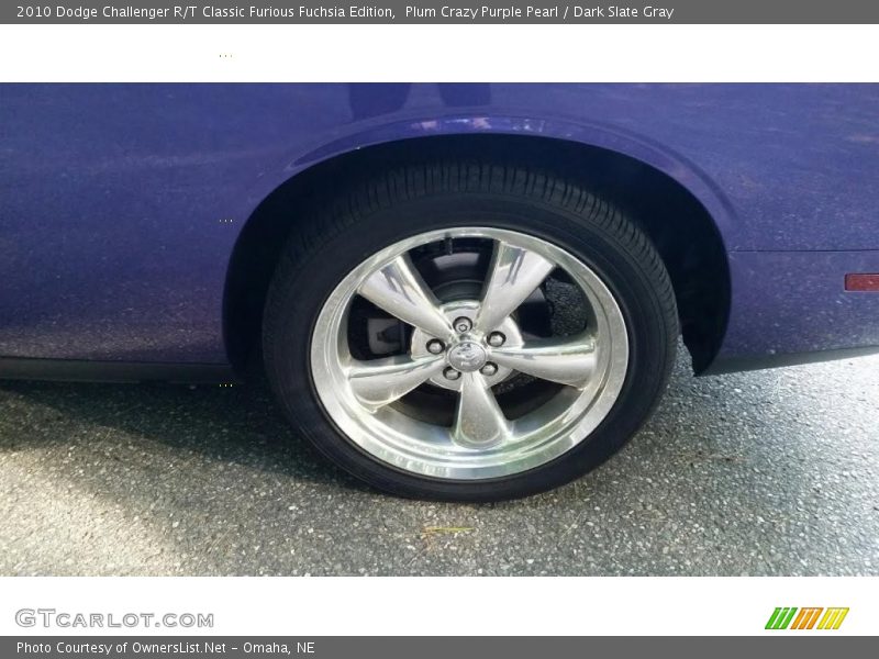  2010 Challenger R/T Classic Furious Fuchsia Edition Wheel