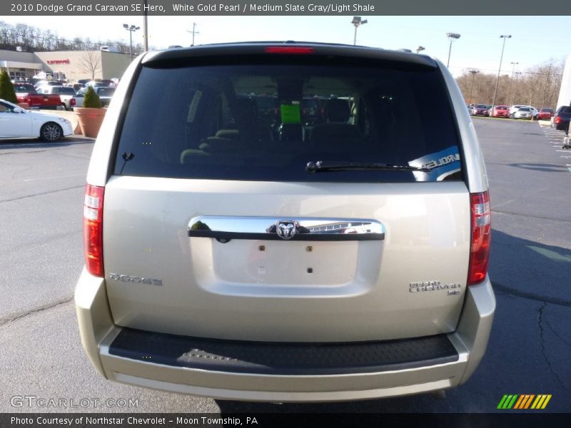 White Gold Pearl / Medium Slate Gray/Light Shale 2010 Dodge Grand Caravan SE Hero