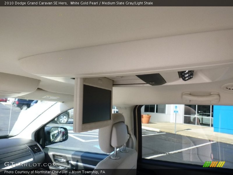 White Gold Pearl / Medium Slate Gray/Light Shale 2010 Dodge Grand Caravan SE Hero