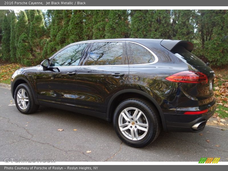 Jet Black Metallic / Black 2016 Porsche Cayenne