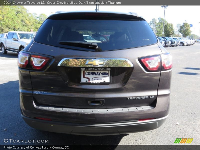 Cyber Grey Metallic / Dark Titanium/Light Titanium 2014 Chevrolet Traverse LS