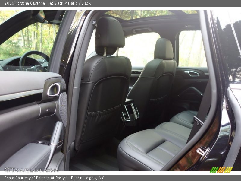 Jet Black Metallic / Black 2016 Porsche Cayenne