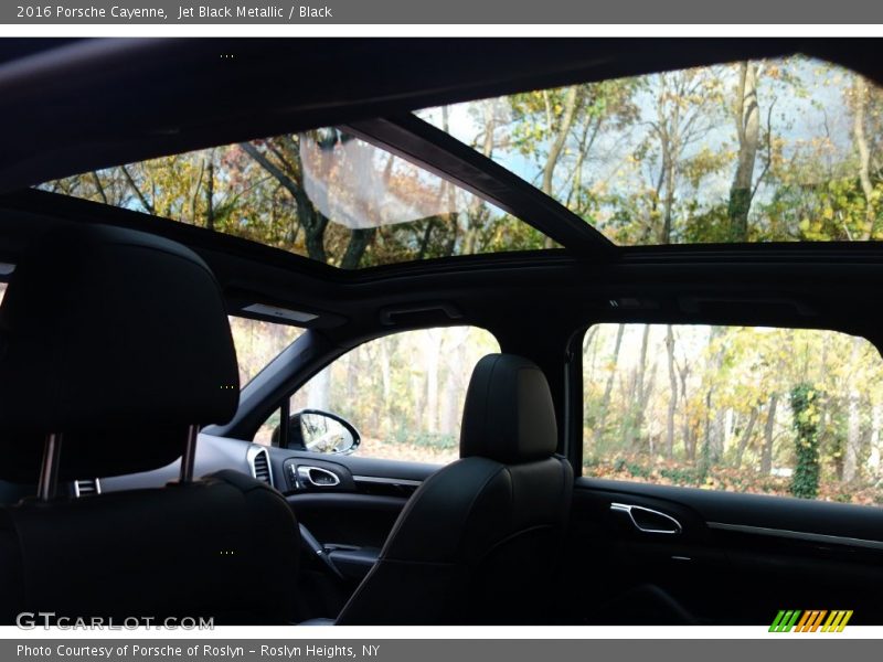 Jet Black Metallic / Black 2016 Porsche Cayenne
