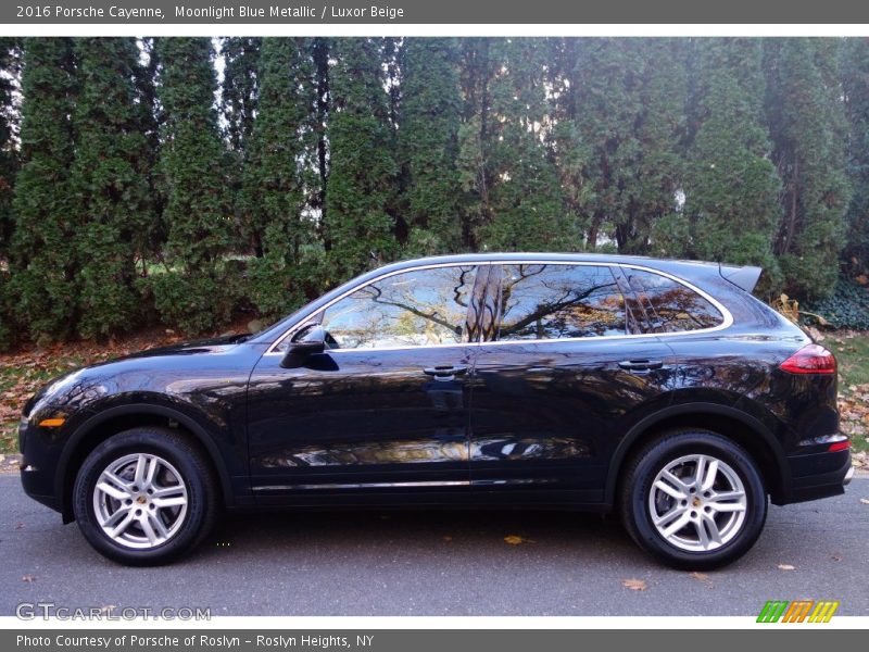 Moonlight Blue Metallic / Luxor Beige 2016 Porsche Cayenne