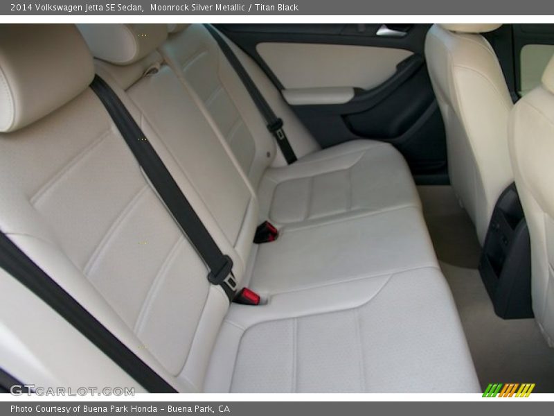 Moonrock Silver Metallic / Titan Black 2014 Volkswagen Jetta SE Sedan