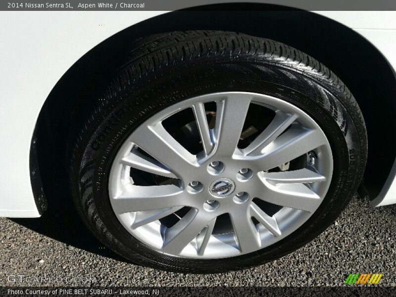 Aspen White / Charcoal 2014 Nissan Sentra SL
