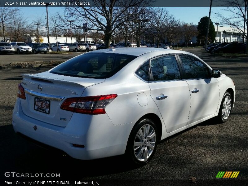 Aspen White / Charcoal 2014 Nissan Sentra SL