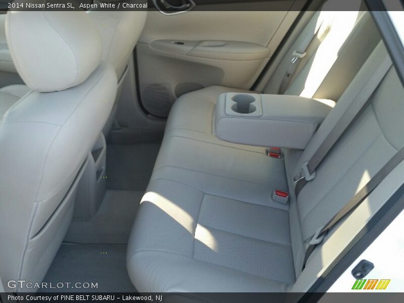 Aspen White / Charcoal 2014 Nissan Sentra SL