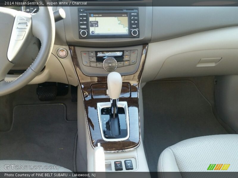 Aspen White / Charcoal 2014 Nissan Sentra SL