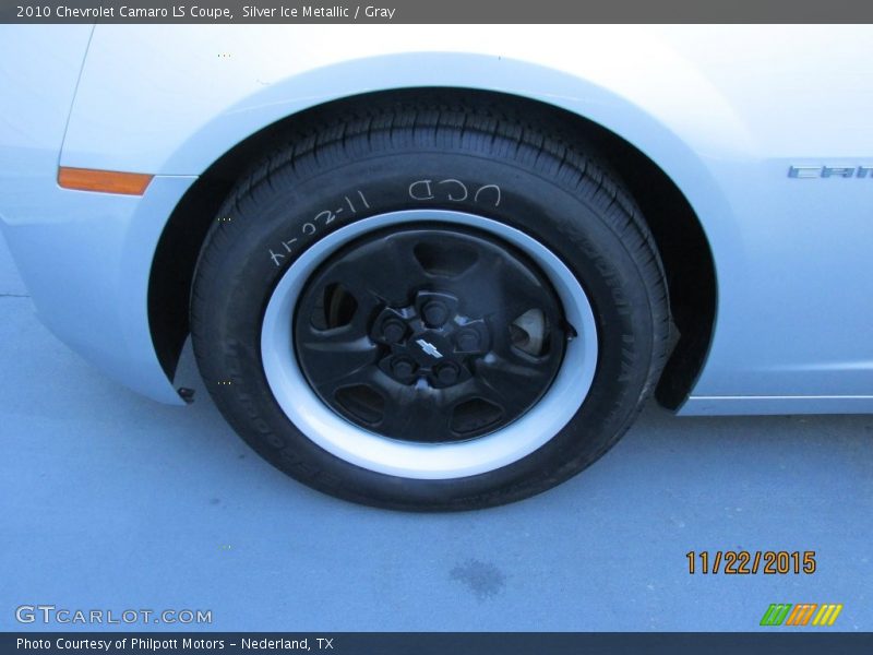 Silver Ice Metallic / Gray 2010 Chevrolet Camaro LS Coupe
