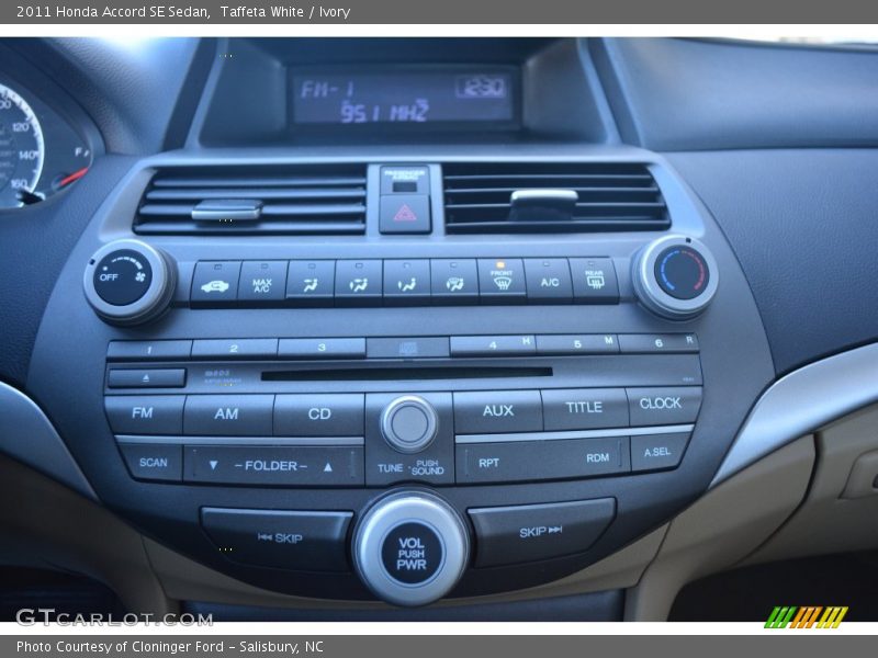 Taffeta White / Ivory 2011 Honda Accord SE Sedan
