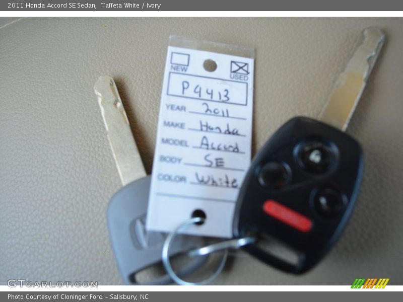 Taffeta White / Ivory 2011 Honda Accord SE Sedan