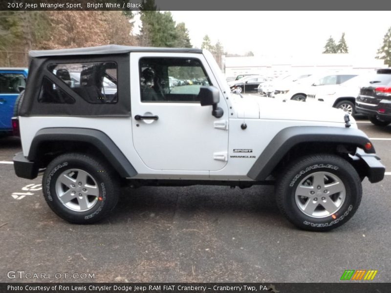 Bright White / Black 2016 Jeep Wrangler Sport