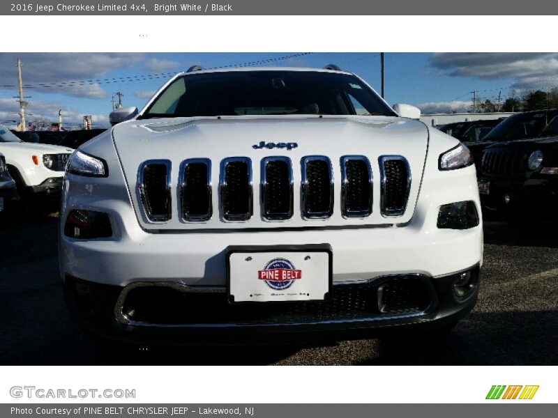 Bright White / Black 2016 Jeep Cherokee Limited 4x4