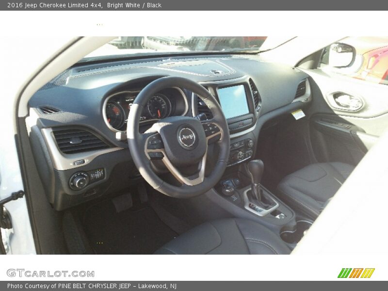 Bright White / Black 2016 Jeep Cherokee Limited 4x4