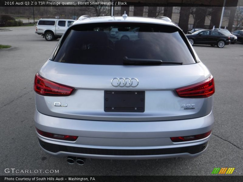 Florett Silver Metallic / Black 2016 Audi Q3 2.0 TSFI Prestige quattro