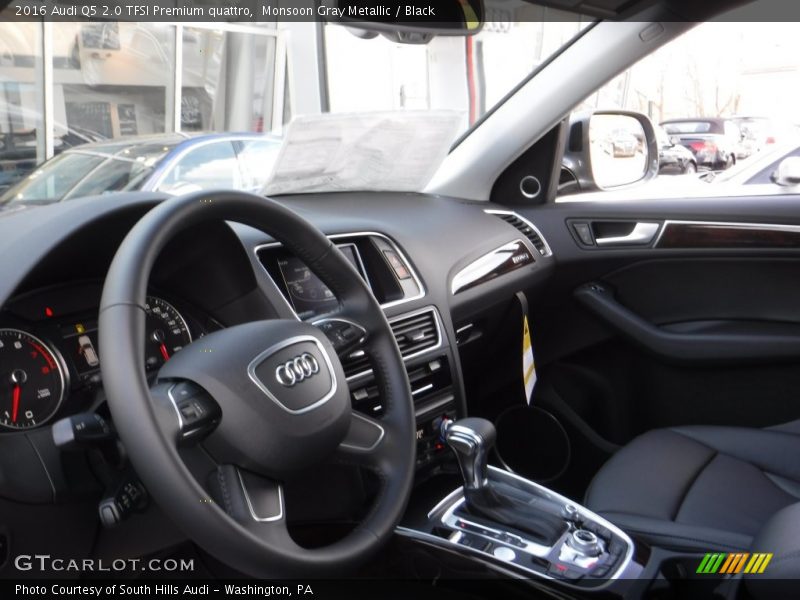 Monsoon Gray Metallic / Black 2016 Audi Q5 2.0 TFSI Premium quattro