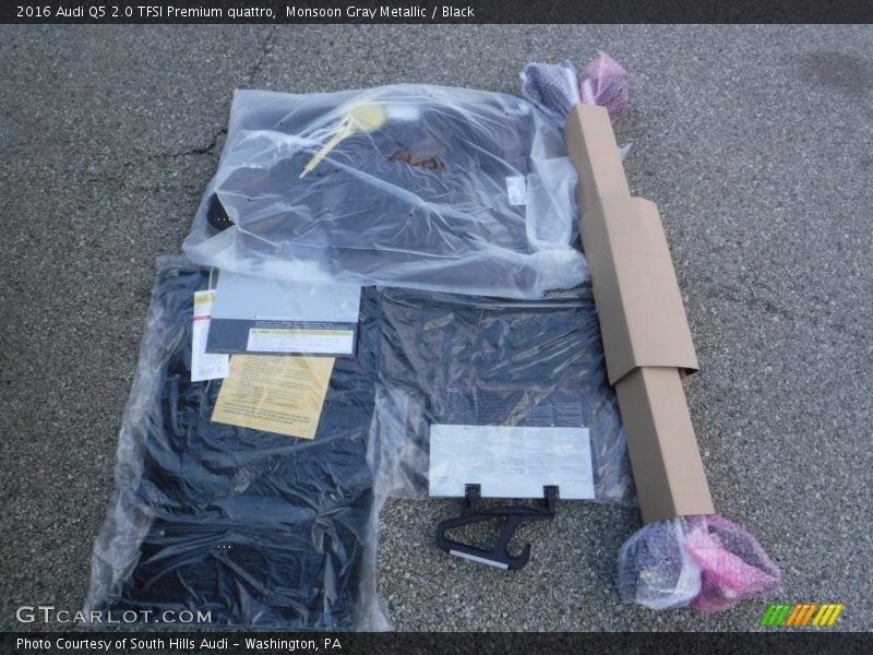 Monsoon Gray Metallic / Black 2016 Audi Q5 2.0 TFSI Premium quattro