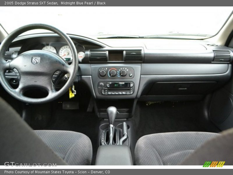 Midnight Blue Pearl / Black 2005 Dodge Stratus SXT Sedan