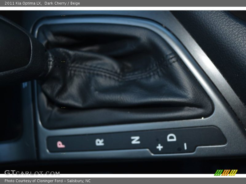 Dark Cherry / Beige 2011 Kia Optima LX