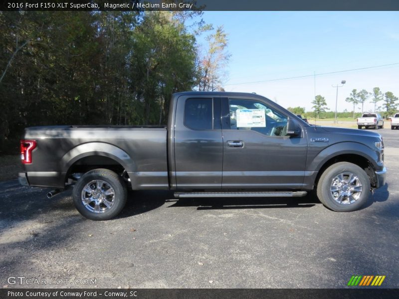 Magnetic / Medium Earth Gray 2016 Ford F150 XLT SuperCab