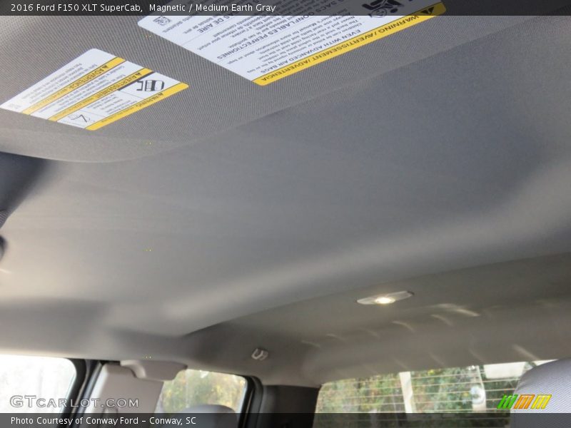 Magnetic / Medium Earth Gray 2016 Ford F150 XLT SuperCab