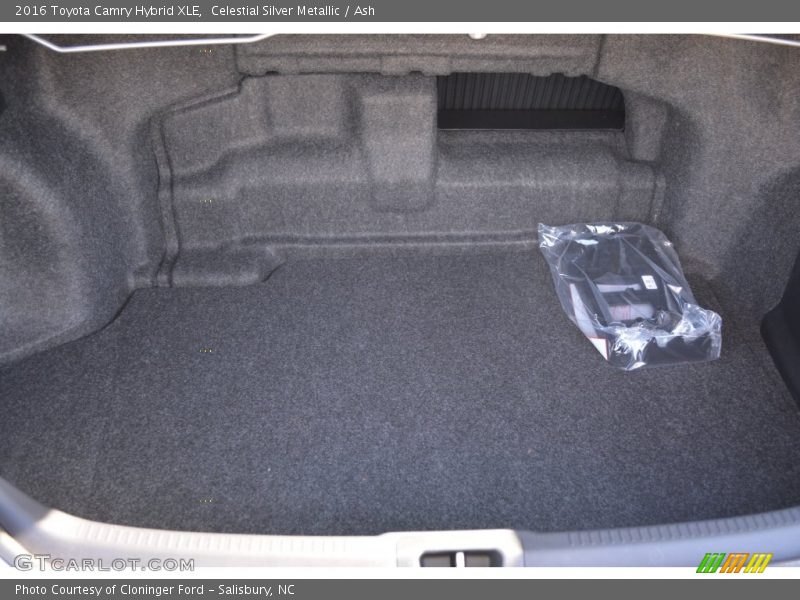 Celestial Silver Metallic / Ash 2016 Toyota Camry Hybrid XLE