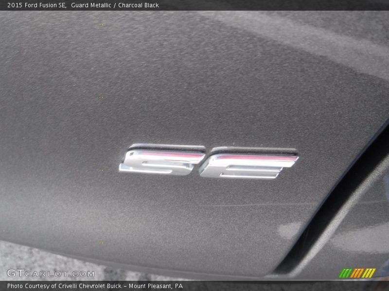 Guard Metallic / Charcoal Black 2015 Ford Fusion SE