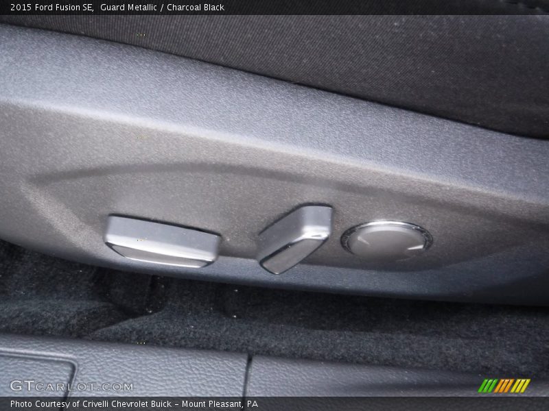 Guard Metallic / Charcoal Black 2015 Ford Fusion SE