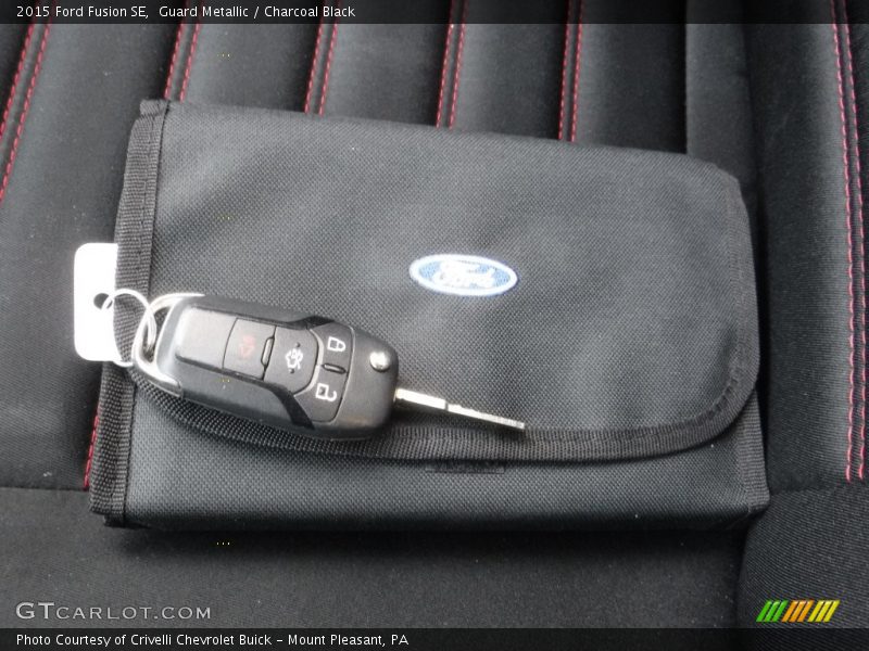 Guard Metallic / Charcoal Black 2015 Ford Fusion SE