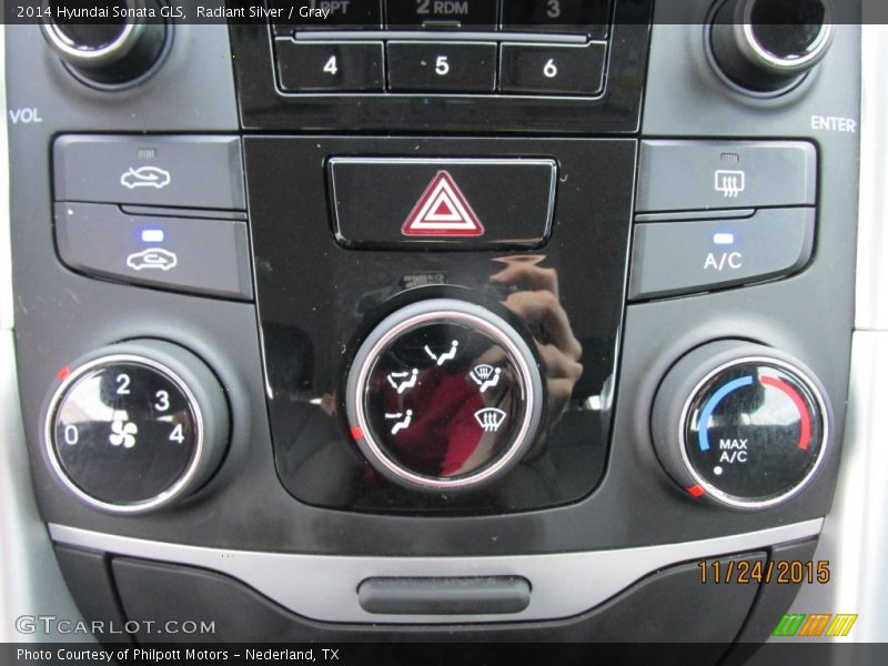 Radiant Silver / Gray 2014 Hyundai Sonata GLS