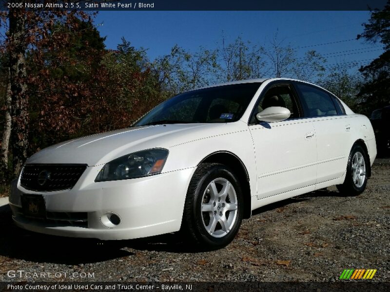 Satin White Pearl / Blond 2006 Nissan Altima 2.5 S