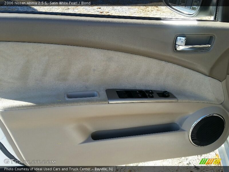 Satin White Pearl / Blond 2006 Nissan Altima 2.5 S