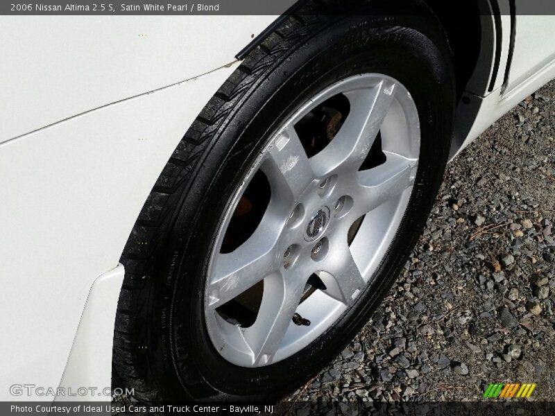Satin White Pearl / Blond 2006 Nissan Altima 2.5 S