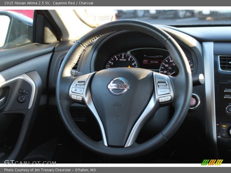 Cayenne Red / Charcoal 2015 Nissan Altima 2.5 SV
