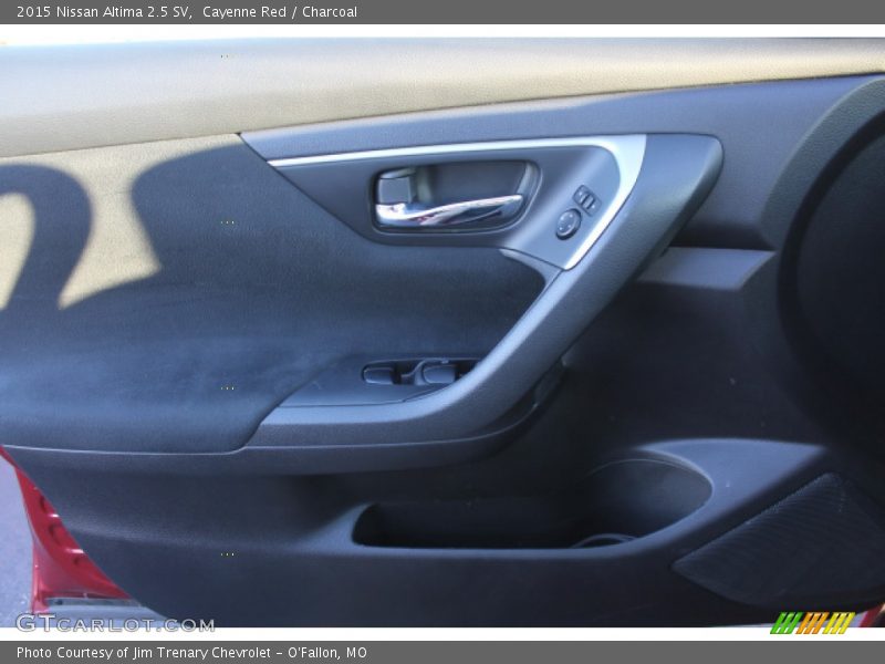 Cayenne Red / Charcoal 2015 Nissan Altima 2.5 SV