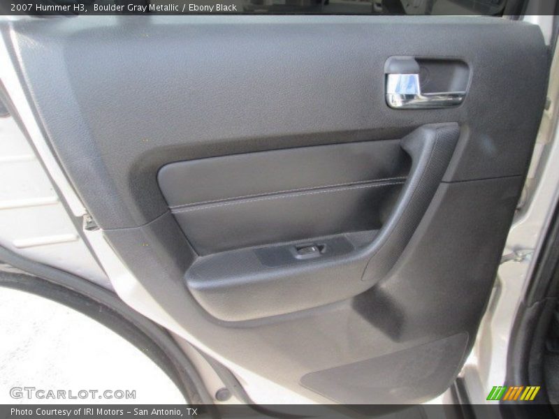 Boulder Gray Metallic / Ebony Black 2007 Hummer H3