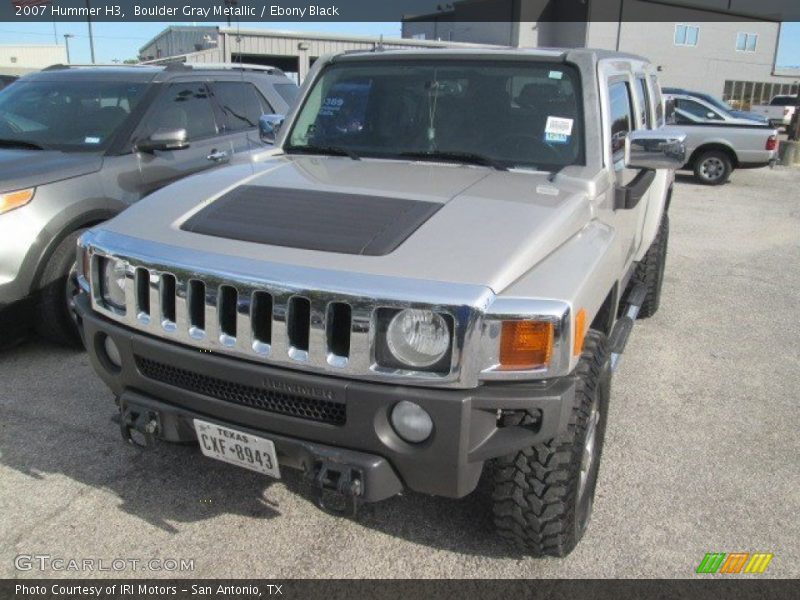 Boulder Gray Metallic / Ebony Black 2007 Hummer H3