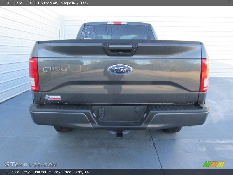 Magnetic / Black 2016 Ford F150 XLT SuperCab