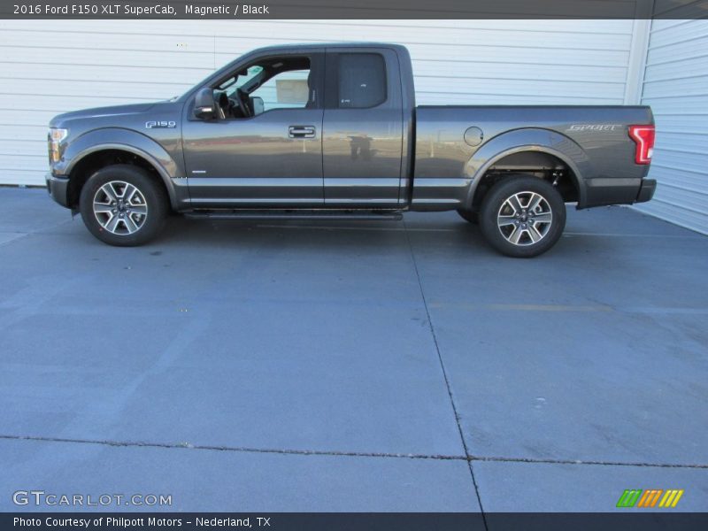 Magnetic / Black 2016 Ford F150 XLT SuperCab
